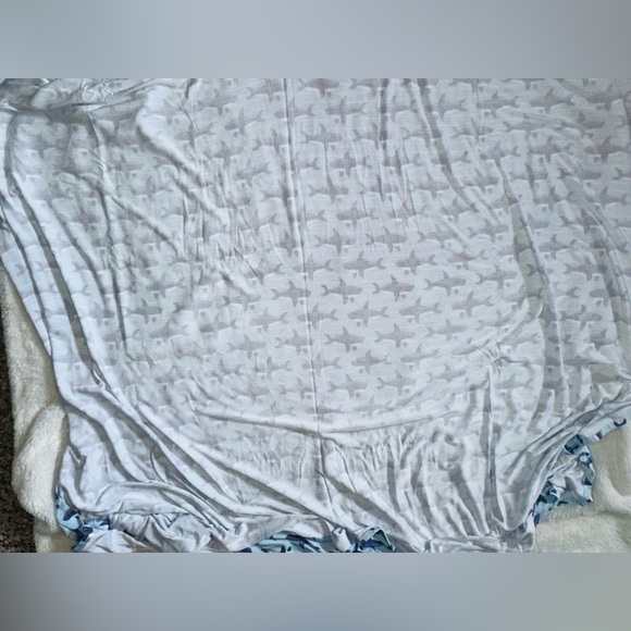 🦈LS OG Shark Swaddle Set🦈 - Picture 8 of 10